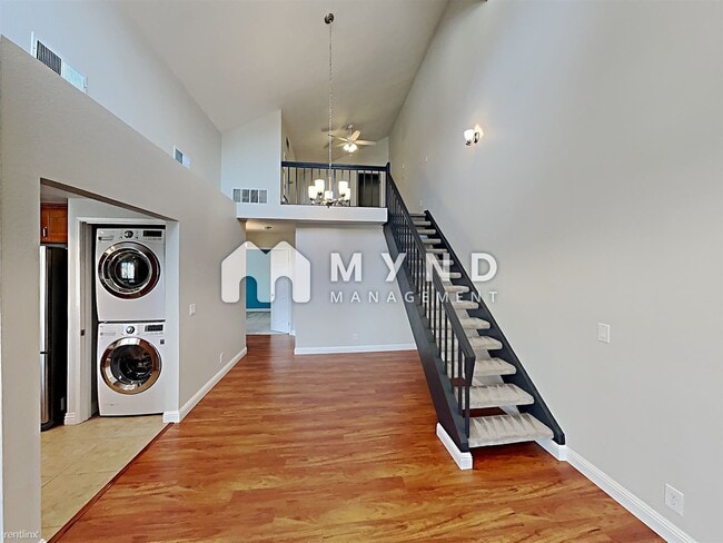 Building Photo - 2 br, 2 bath Townhome - 2790 Buena Point Ct