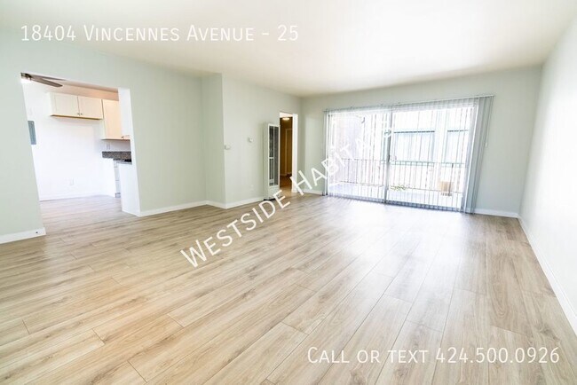 Foto del edificio - 18404 Vincennes- Gorgeous, fully renovated...