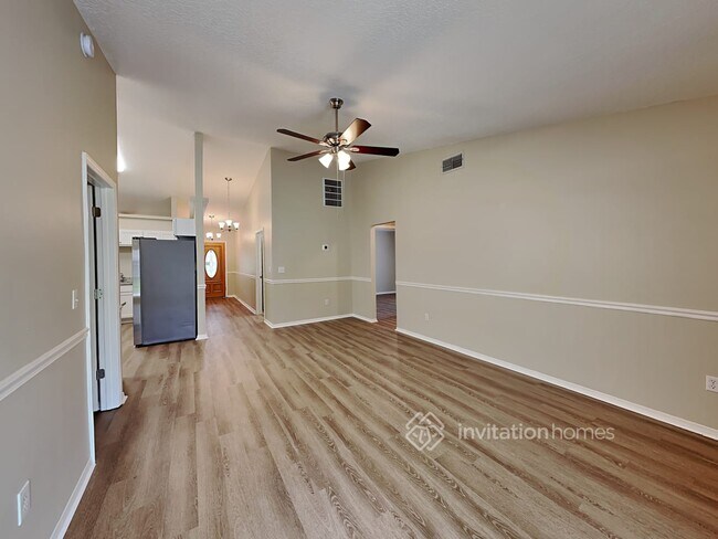 Building Photo - 1107 Sugarberry Trail