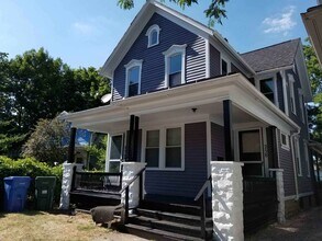Building Photo - 256-258-258 Gregory St
