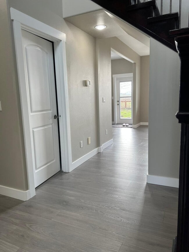Foto del edificio - 2655 Glenmore St