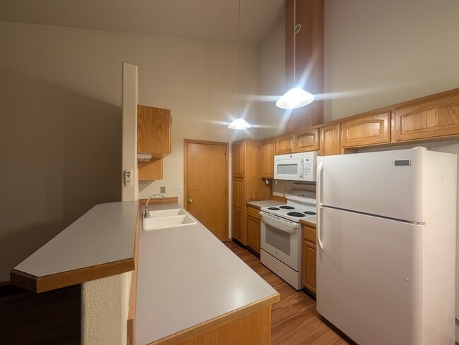 Foto del edificio - 118 Geneva Ct