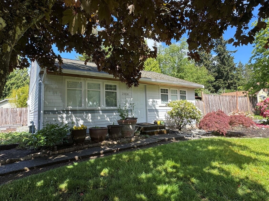Primary Photo - 2bd/1ba Brier Home