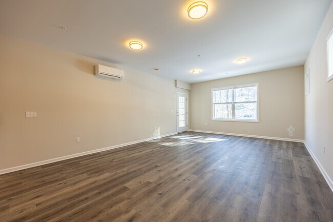 Building Photo - 64 E Mitchell Ave