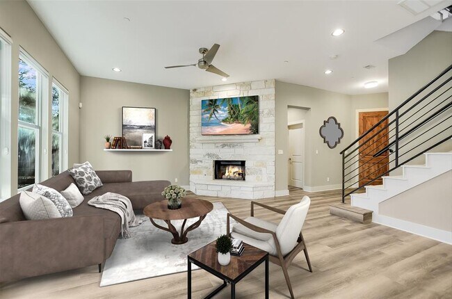 Foto del edificio - 8110 Ranch Road 2222