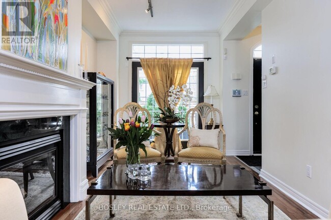 Building Photo - 17 Krawchuk Ln