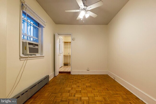 Foto del edificio - 1208 N Howard St
