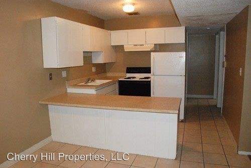 Building Photo - 2333 Ridge Ct
