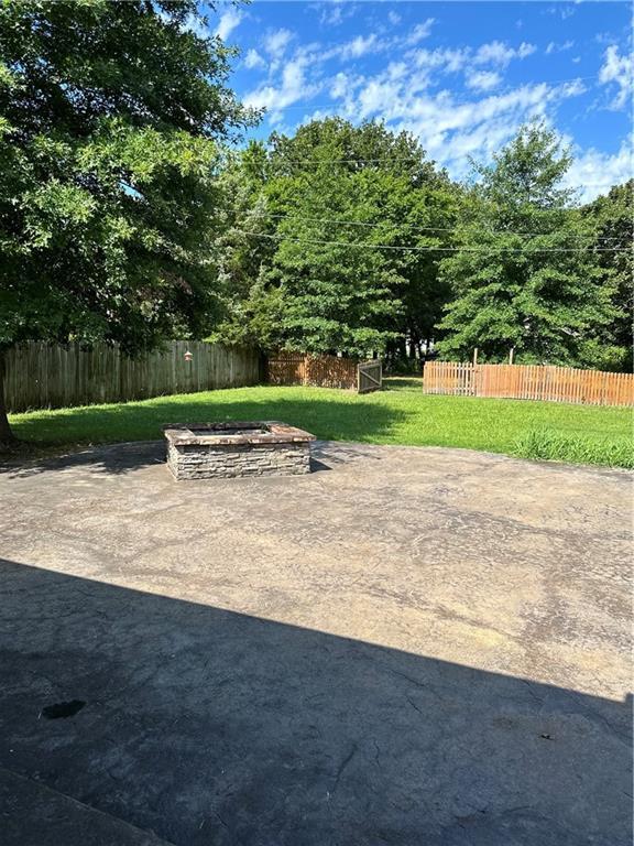 Foto del edificio - 2010 S Elm St