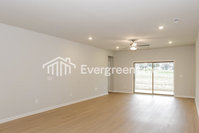 Building Photo - 16670 Maggie Ct