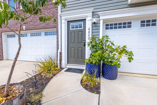 Foto del edificio - 6800 Frey Ln