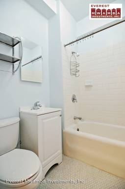 Building Photo - 515 Ofarrell St