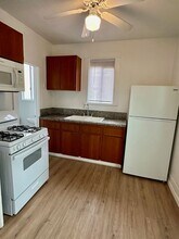 Building Photo - 340 E Sycamore St