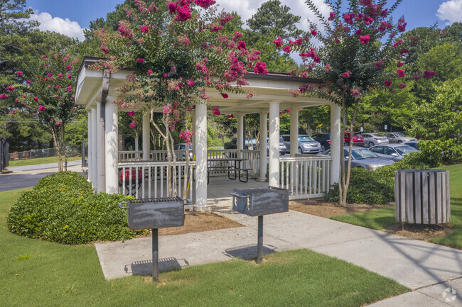 Building Photo - Galleria Manor Senior Apartments