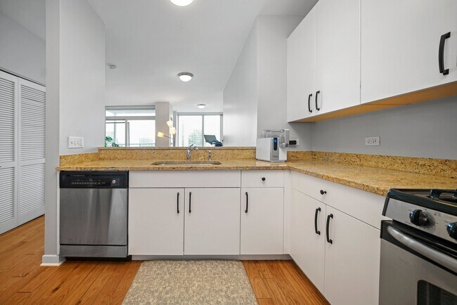 Foto del edificio - 757 N Orleans St