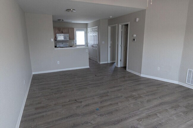 Foto del edificio - 4305 Derby Ridge Dr