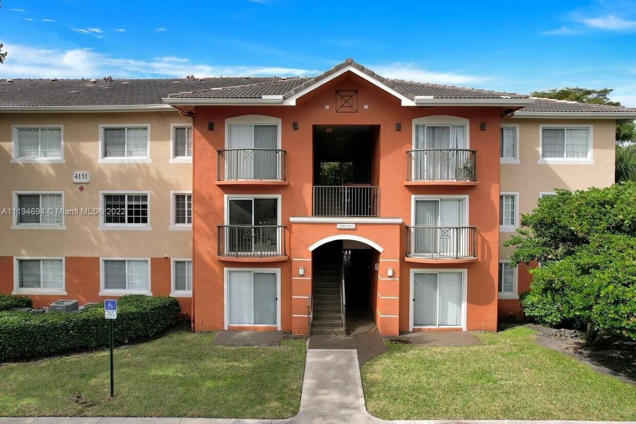 Photo - 4191 N Haverhill Rd (West Palm Beach, FL)
