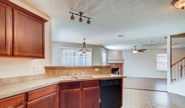 Building Photo - 10840 Braemoor Dr
