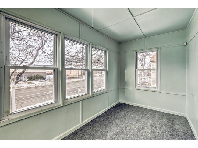 Foto del edificio - 610 Fairview Ave N