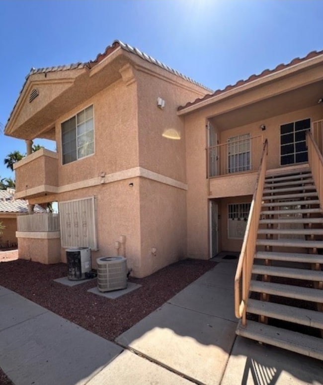 Building Photo - 1830 N Pecos Rd