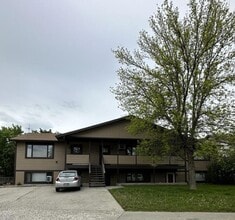 Building Photo - 1321 Quartz Pl