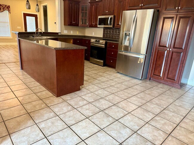 Foto del edificio - 364 Spring Hill Dr