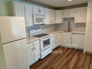 Building Photo - 2 Ocean Ave