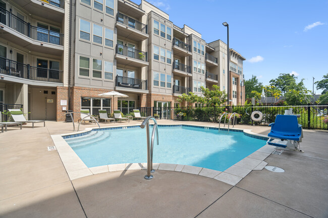 Building Photo - The Linden Apartments