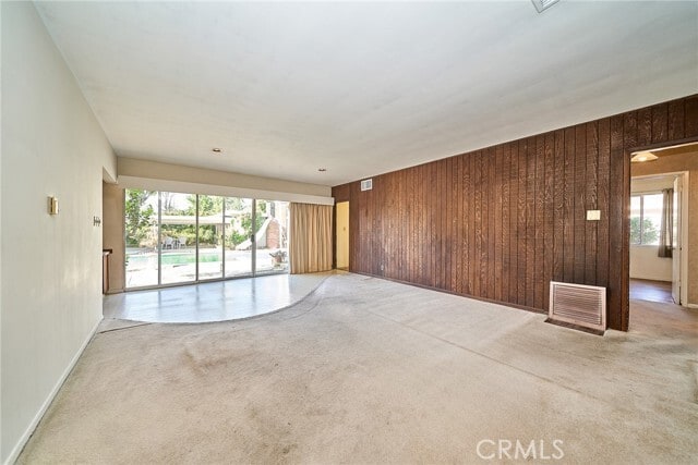 Building Photo - 315 E Las Flores Ave