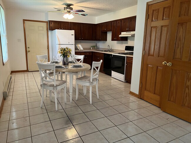 Foto del edificio - 532 West St