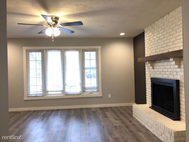 Building Photo - 3 br, 2 bath House - 732 E Jewett St