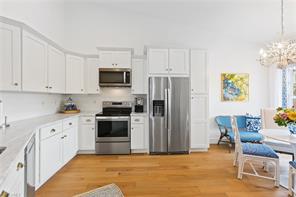 Building Photo - 8370 Excalibur Cir