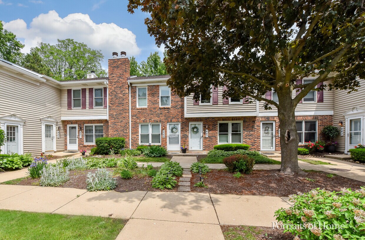 Primary Photo - 453 Kensington Ct