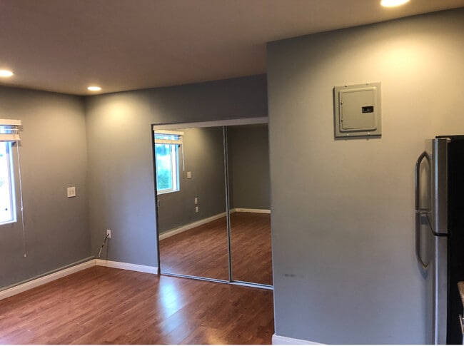 Foto del edificio - 18953 Bessemer St