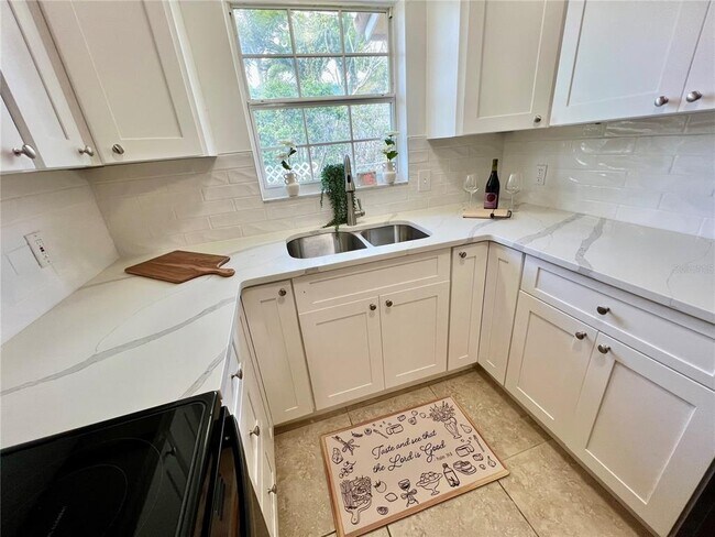 Foto del edificio - 11315 3rd St E