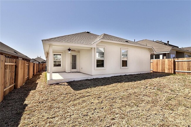 Foto del edificio - 3109 Rabbit Creek Dr