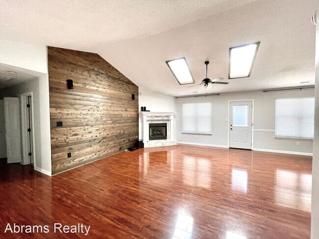 Building Photo - 4 br, 2 bath House - 901 Ringfield Road