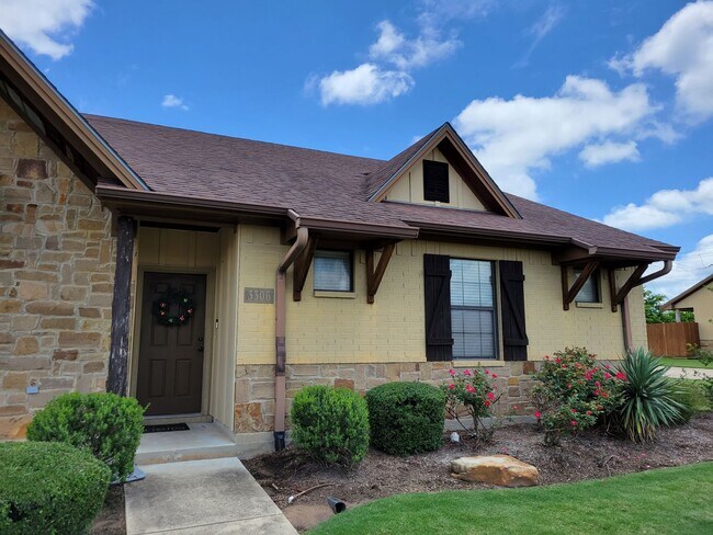 Foto del edificio - 3306 General Pkwy