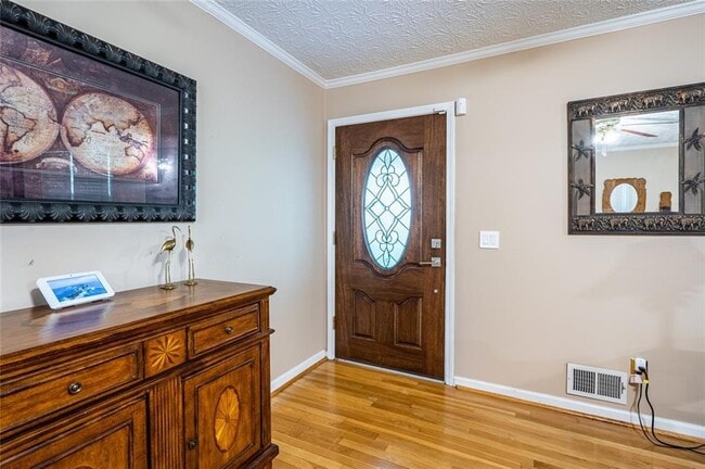 Foto del edificio - 465 Dobbs Rd