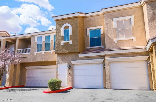 Building Photo - 9975 Peace Way