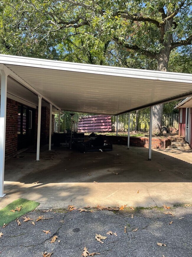 Foto del edificio - 2 bedroom 1.5 bath