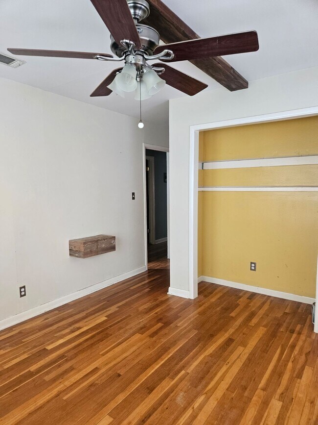 Foto del edificio - 1105 Sycamore St