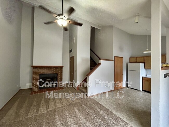 Foto del edificio - 1901 E 23rd St