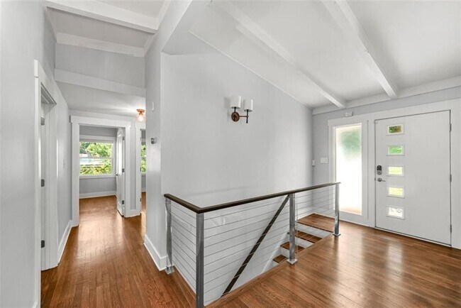Building Photo - 3476 Alison Dr