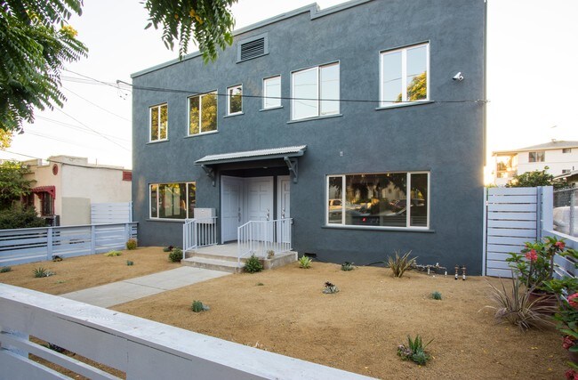 Building Photo - 1441 Echo Park Ave