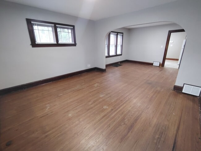 Building Photo - 1202 18th St