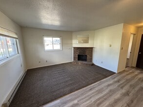 Building Photo - 5001 Point Bluff