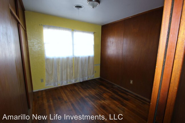 Building Photo - 3 br, 1 bath House - 4010 Chico