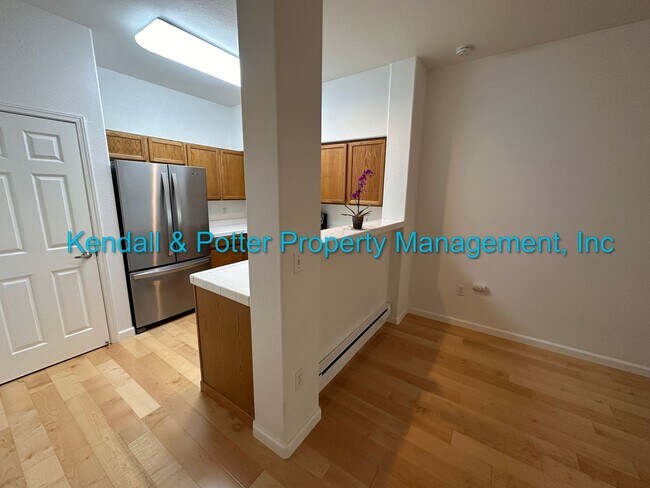 Foto del edificio - One Bedroom Condo Close to Downtown Santa Cruz!