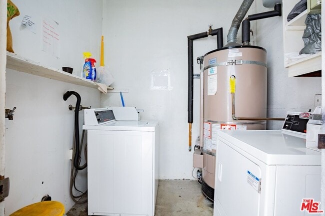 Foto del edificio - 1449 Butler Ave